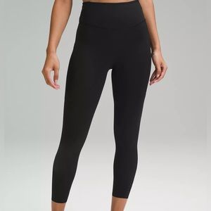 Fast and Free High-Rise Tight 25” Pockets